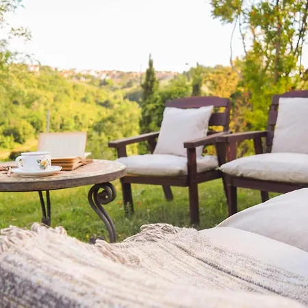 ベッド・アンド・ブレックファスト Tenuta Massabo サン・カシャーノ・イン・ヴァル・ディ・ペーザ