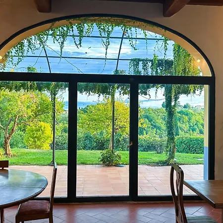 ベッド・アンド・ブレックファスト Tenuta Massabo サン・カシャーノ・イン・ヴァル・ディ・ペーザ